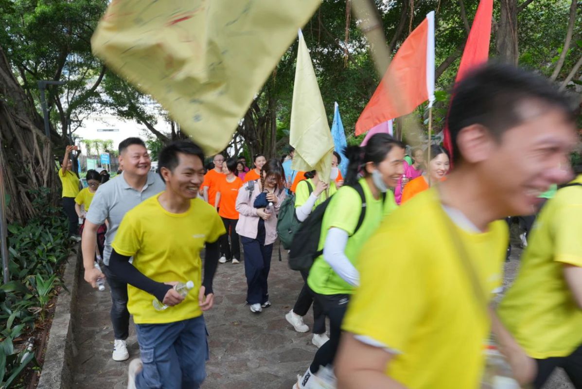 十八鹏程志 成年亦乘风 | 南方网通十八周年庆典暨第十九届登山比赛圆满落幕！(图4)