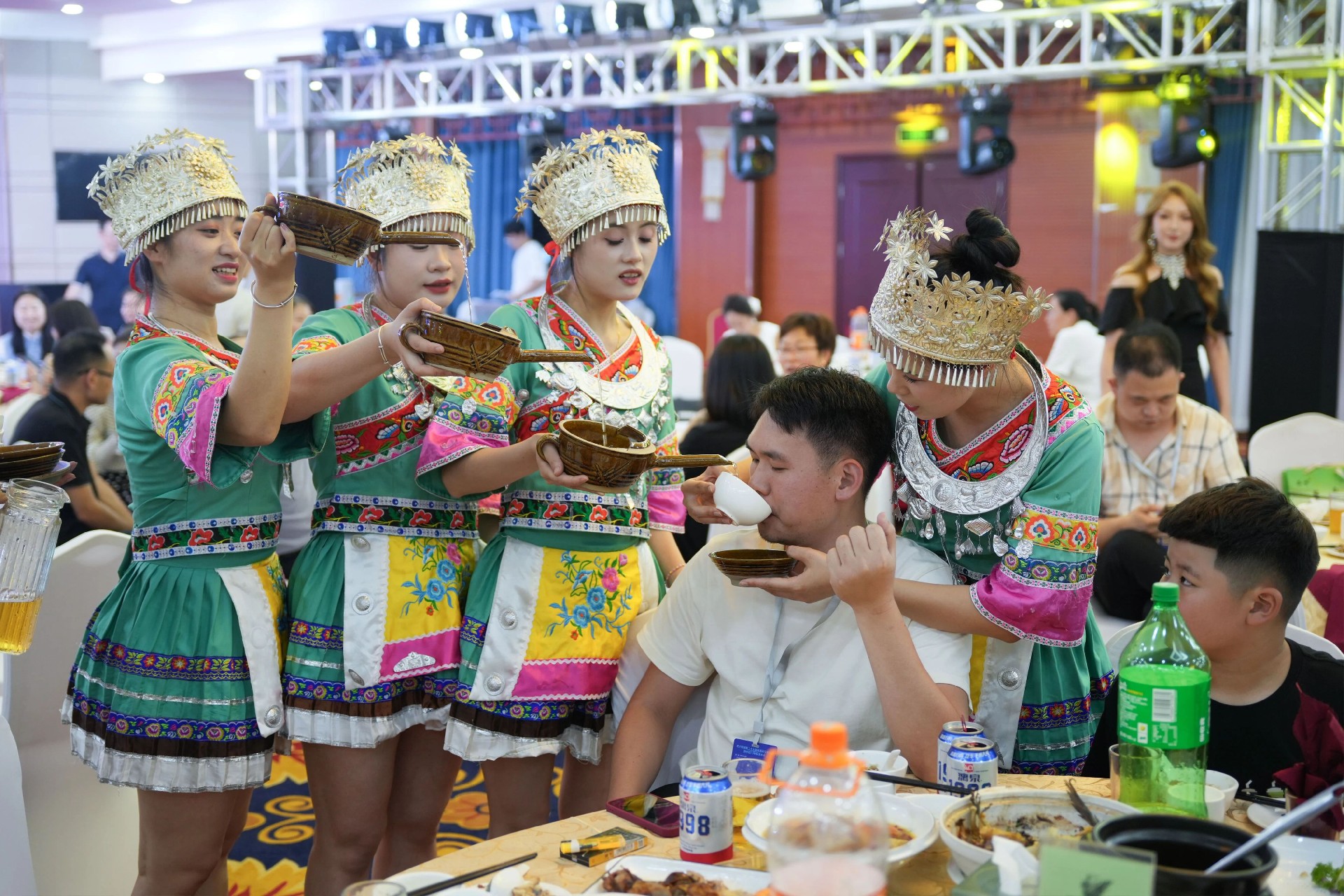 AI智能体，复刻一个你 | 南方网通第二十七届渠道商交流大会暨树品7.0新品发布会圆满收官！(图57)