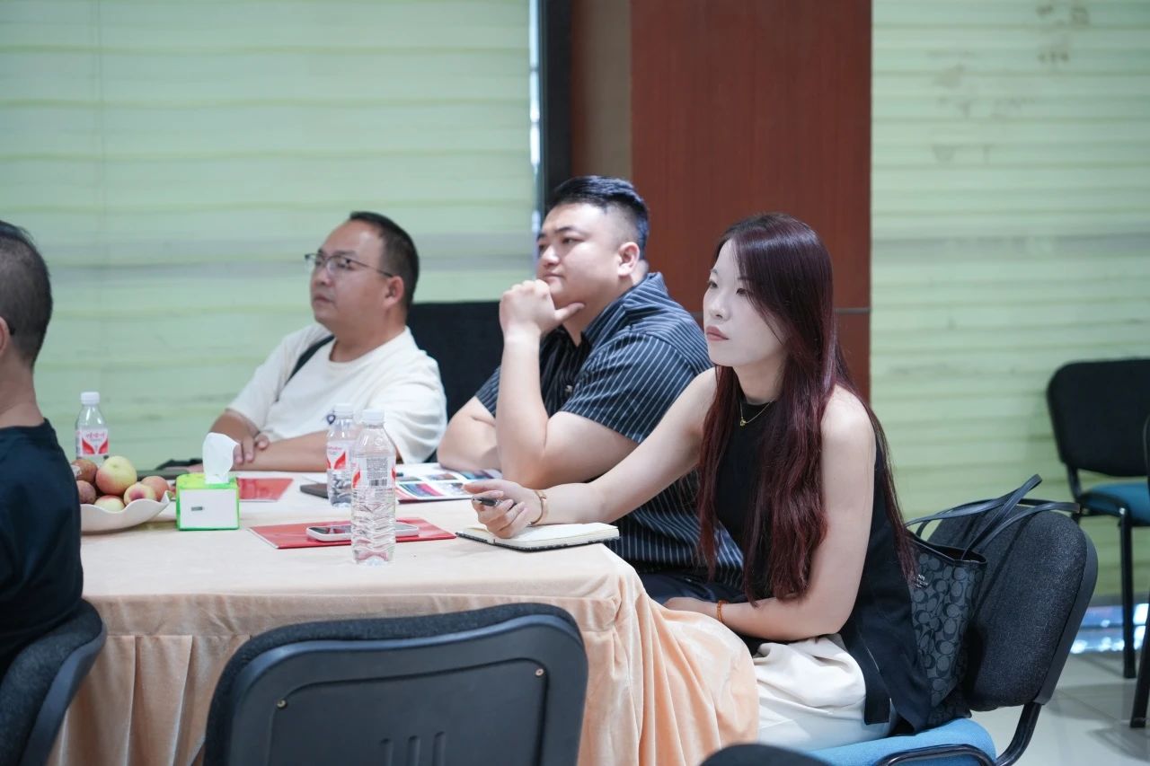 南方网通2025新质生产力与AI生态闭门研讨会圆满落幕！(图5)