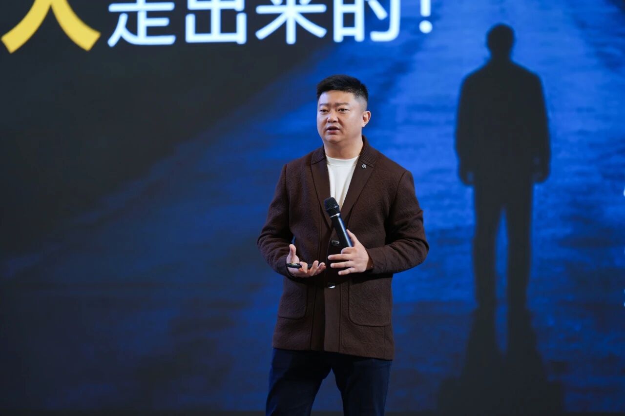 AI搜索扬帆，讯灵双擎启航 | 南方网通第二十八届渠道商交流大会暨企业营销获客•客户响应•办公提效 AI智能体应用峰会圆满落幕！(图8)