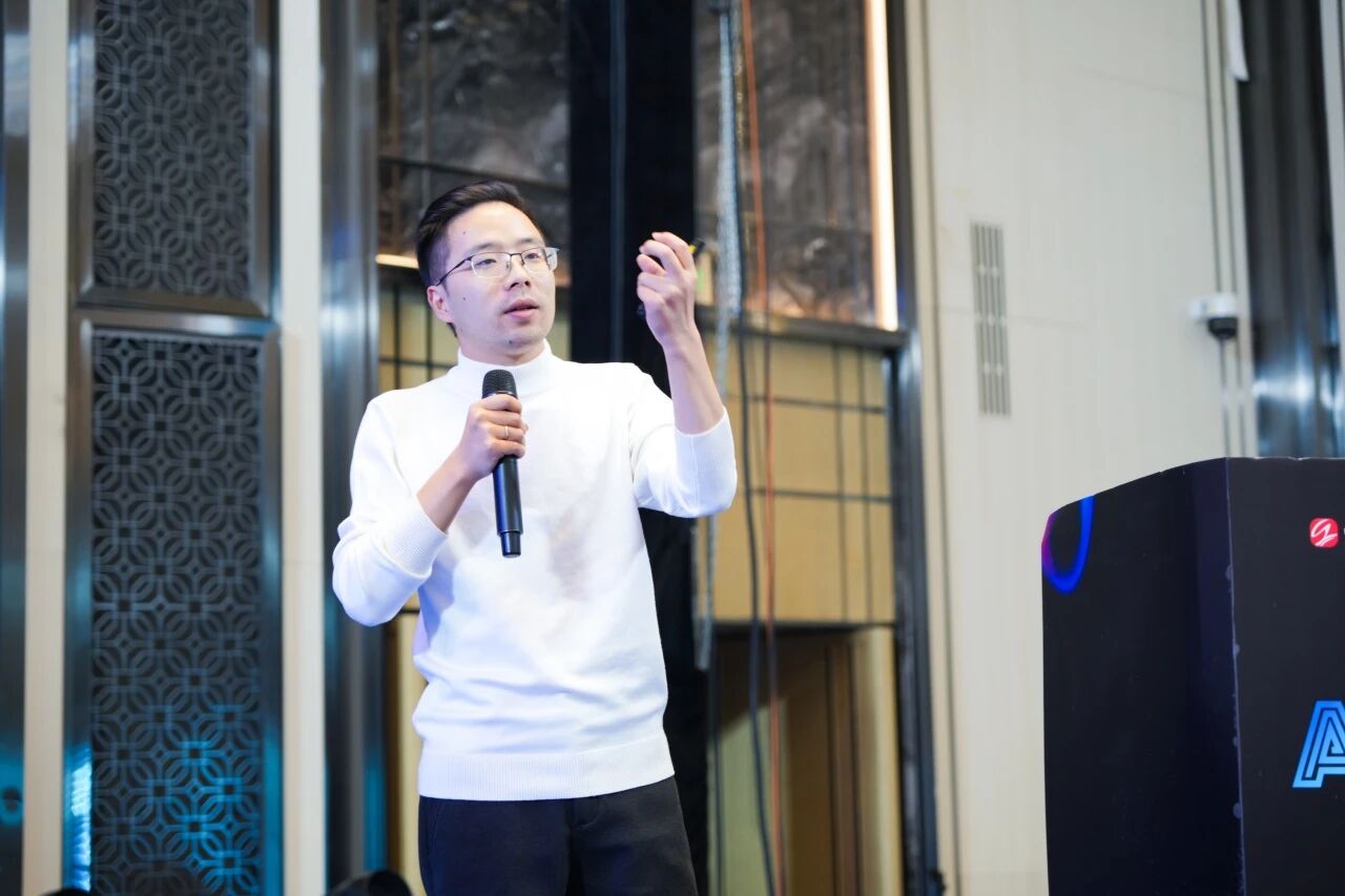 AI搜索扬帆，讯灵双擎启航 | 南方网通第二十八届渠道商交流大会暨企业营销获客•客户响应•办公提效 AI智能体应用峰会圆满落幕！(图15)