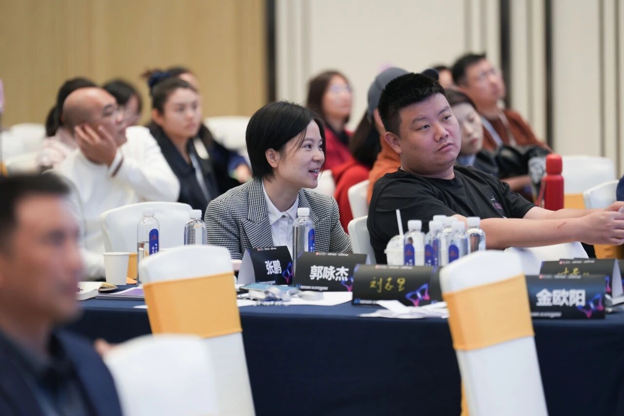 AI搜索扬帆，讯灵双擎启航 | 南方网通第二十八届渠道商交流大会暨企业营销获客•客户响应•办公提效 AI智能体应用峰会圆满落幕！(图19)