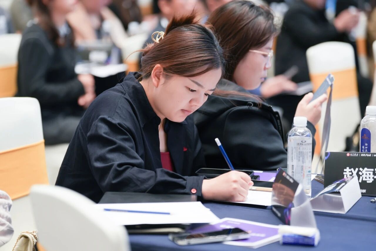 AI搜索扬帆，讯灵双擎启航 | 南方网通第二十八届渠道商交流大会暨企业营销获客•客户响应•办公提效 AI智能体应用峰会圆满落幕！(图29)